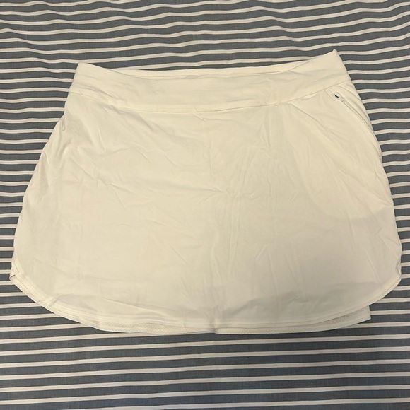 Dresses & Skirts - Outdoor Voices Skort